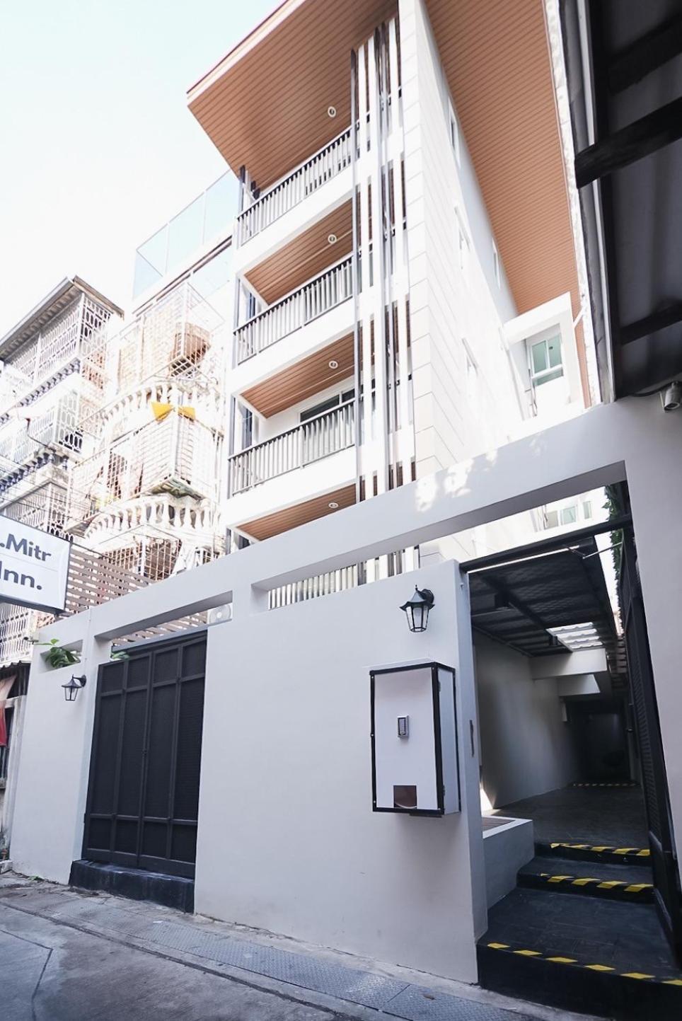 Mitr Inn Mrt Samyot Station - The Grand Palace Bangkok Exterior photo